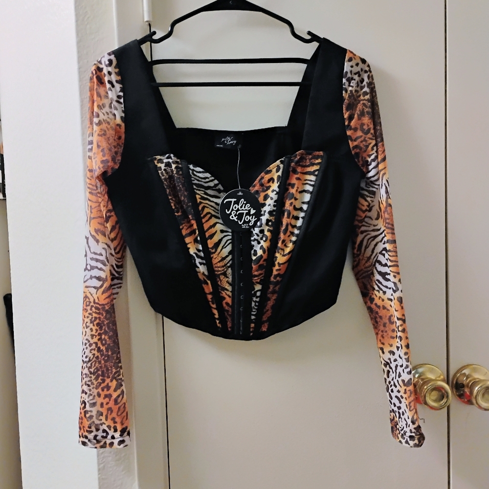 🎉3/$10🎉 milk & honey small Tiger striped black corset top  long SHEER sleeves